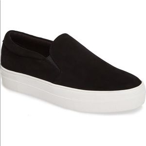 Steve Madden Gills Platform Slip-On Sneaker
